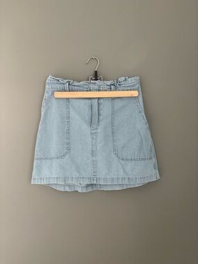 American Eagle Light Wash Denim Mini Skirt - Blue | Size Small